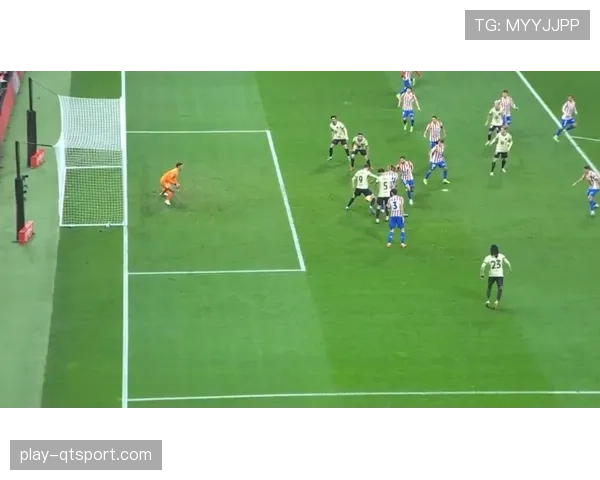 关键瞬间:VAR长时间回放判定武汉三镇进球越位在先,进球无效 关键瞬间:VAR长时间回放判定武汉三镇进球越位在先,进球无效